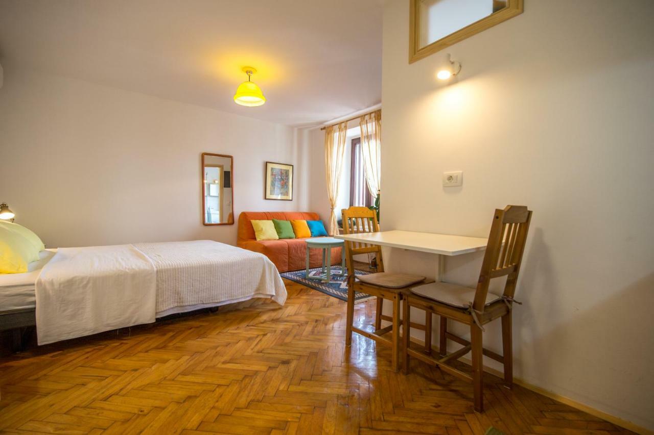 Studio Apartment Lux Rovinj Exterior photo